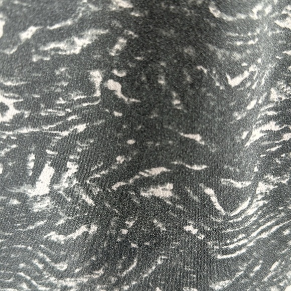 Tuff Athletics gray workout leggings, size L - Picture 7 of 11